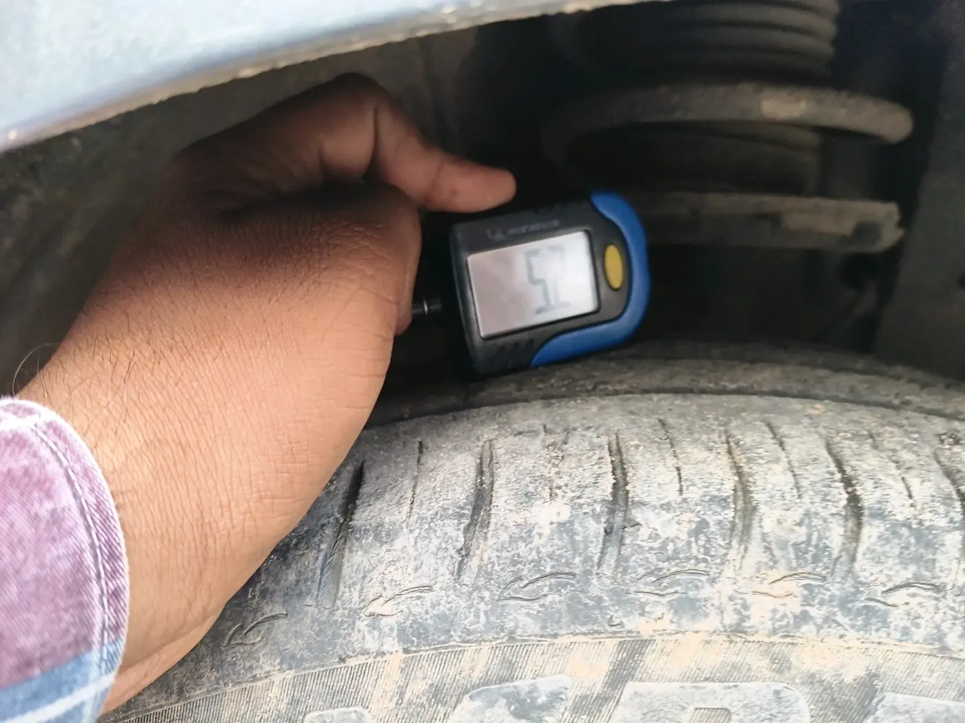 2023 Tata ALTROZ XM PLUS PETROL, CNG, Manual, 54,438 km, tyre