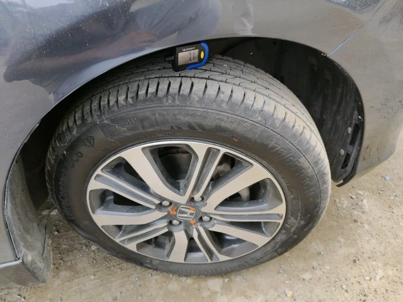 2023 Honda Amaze 1.2L I-VTEC VX CVT, Petrol, Automatic, 40,571 km, tyre