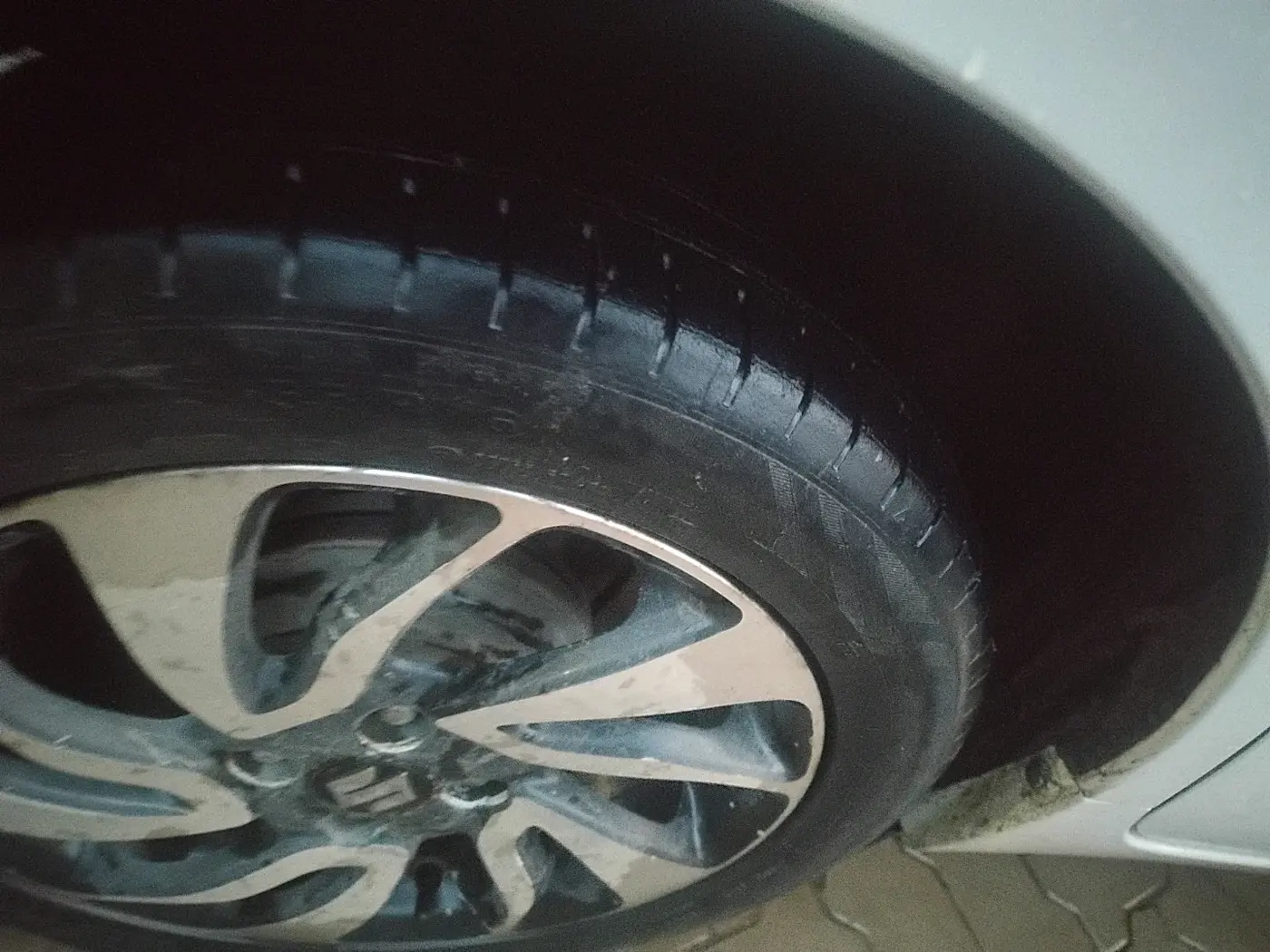2020 Maruti Baleno ZETA PETROL 1.2, Petrol, Manual, 57,487 km, tyre