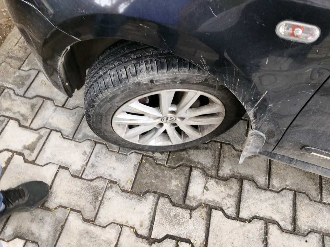 2013 Volkswagen Polo GT TSI AT, Petrol, Automatic, 90,764 km, tyre