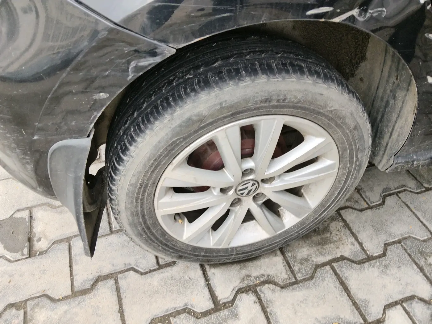 2013 Volkswagen Polo GT TSI AT, Petrol, Automatic, 90,764 km, tyre