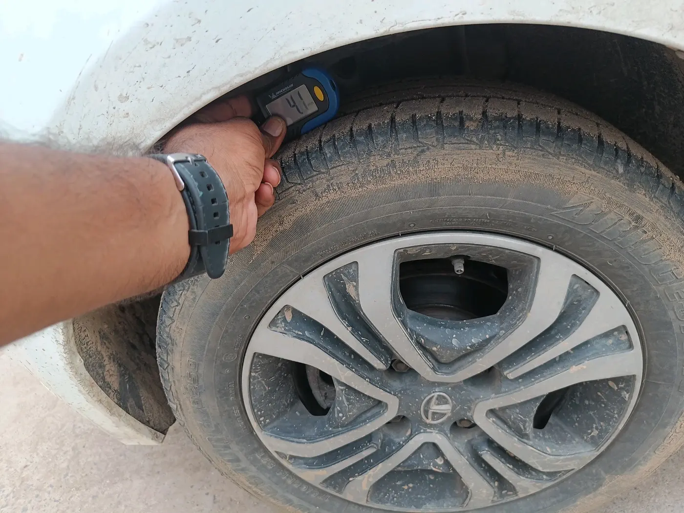 2022 Tata Tiago XZ PLUS CNG, CNG, Manual, 48,209 km, tyre