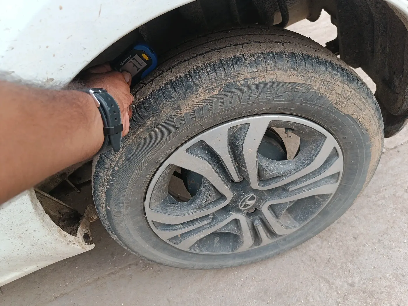 2022 Tata Tiago XZ PLUS CNG, CNG, Manual, 48,209 km, tyre