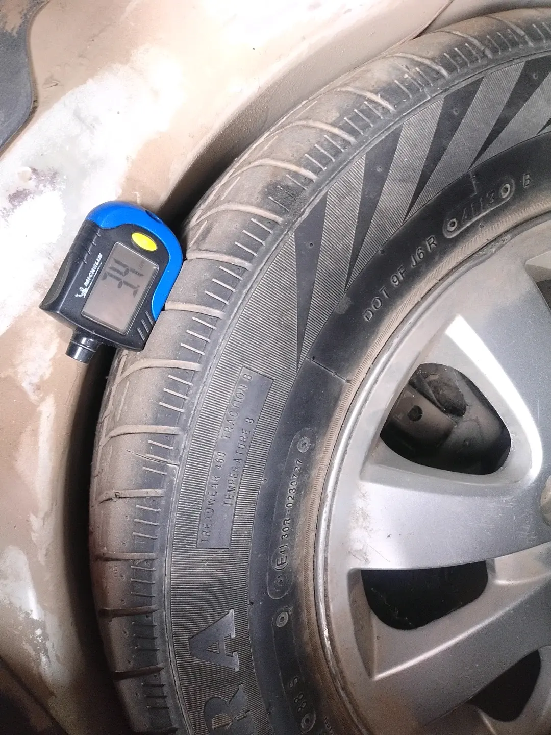 2013 Maruti Ritz ZDI, Diesel, Manual, 2,18,958 km, tyre