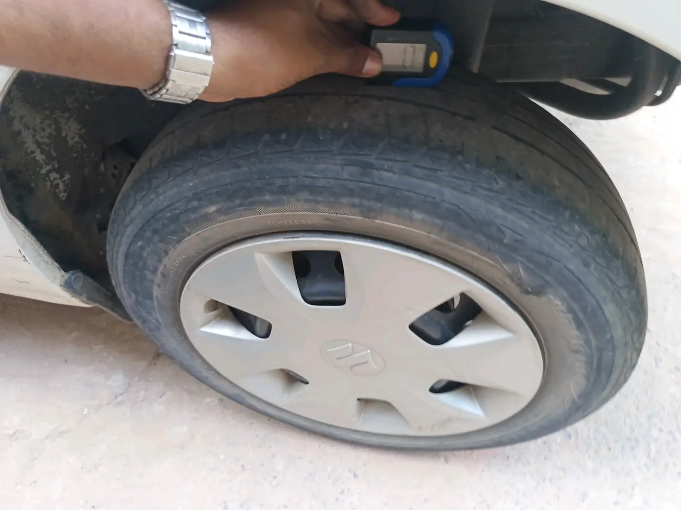 2019 Maruti New Wagon-R VXI (O) 1.2 AMT, Petrol, Automatic, 62,786 km, tyre