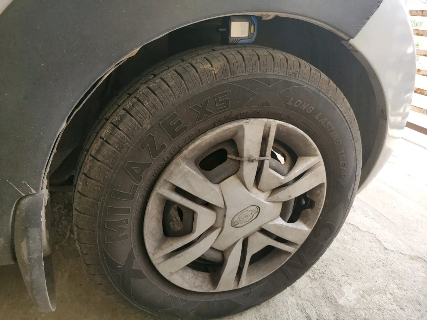 2017 Datsun Redi Go S 1.0, Petrol, Manual, 40,993 km, tyre