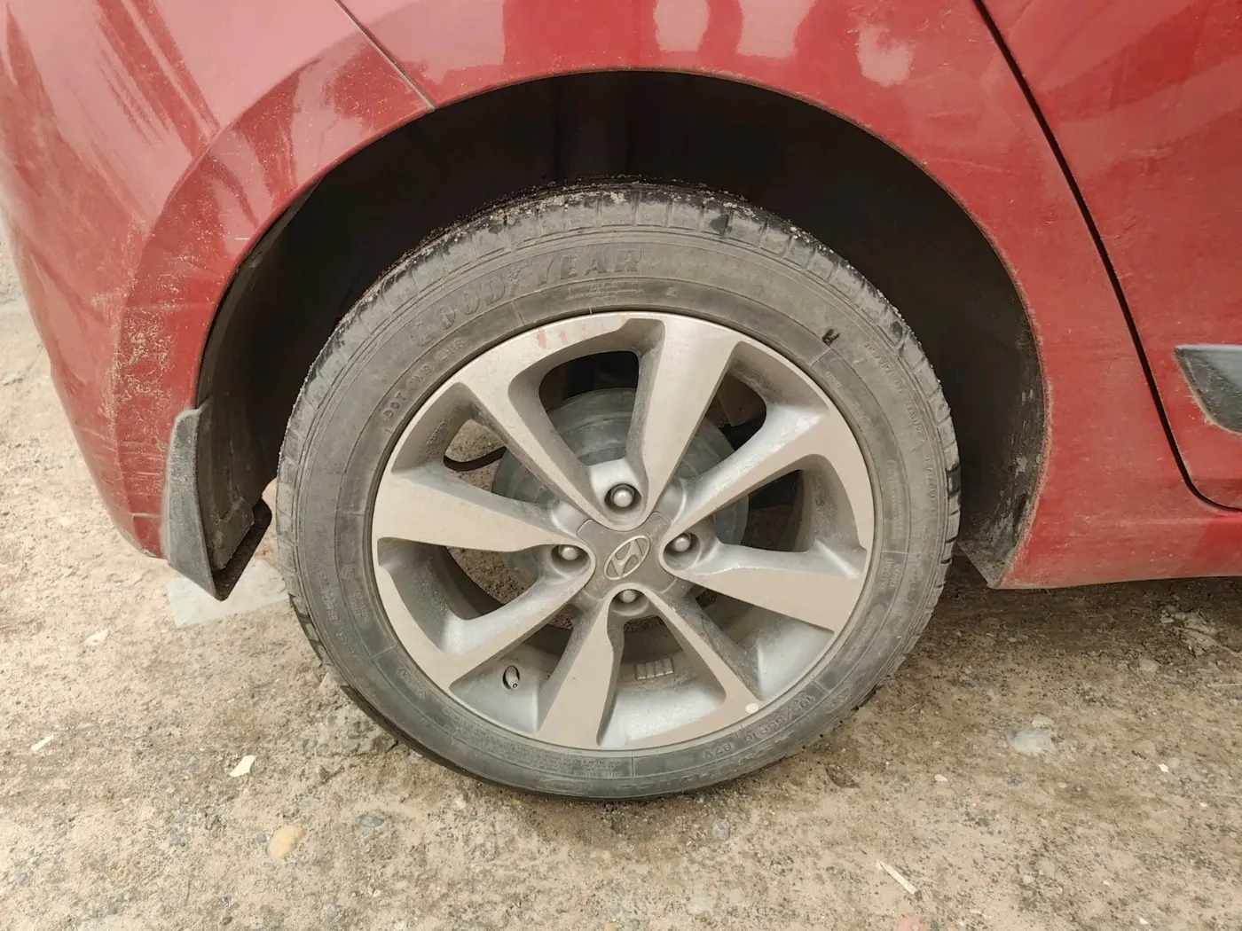 2016 Hyundai Elite i20 ASTA 1.2, Petrol, Manual, 48,606 km, tyre