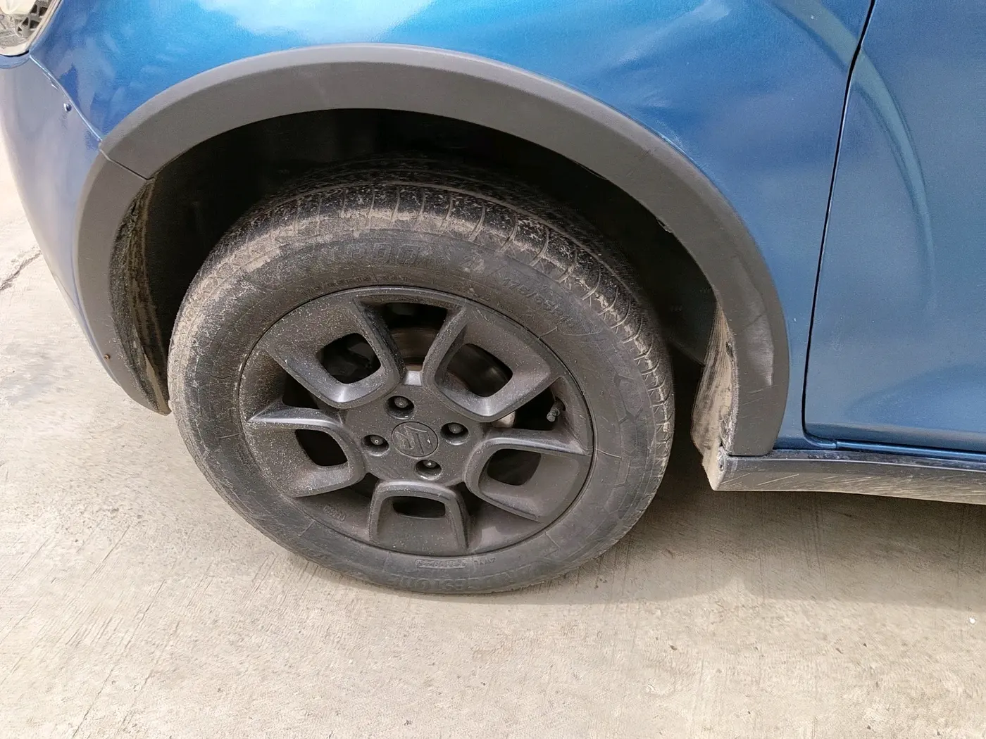 2018 Maruti IGNIS ZETA 1.2 AMT, Petrol, Automatic, 98,228 km, tyre