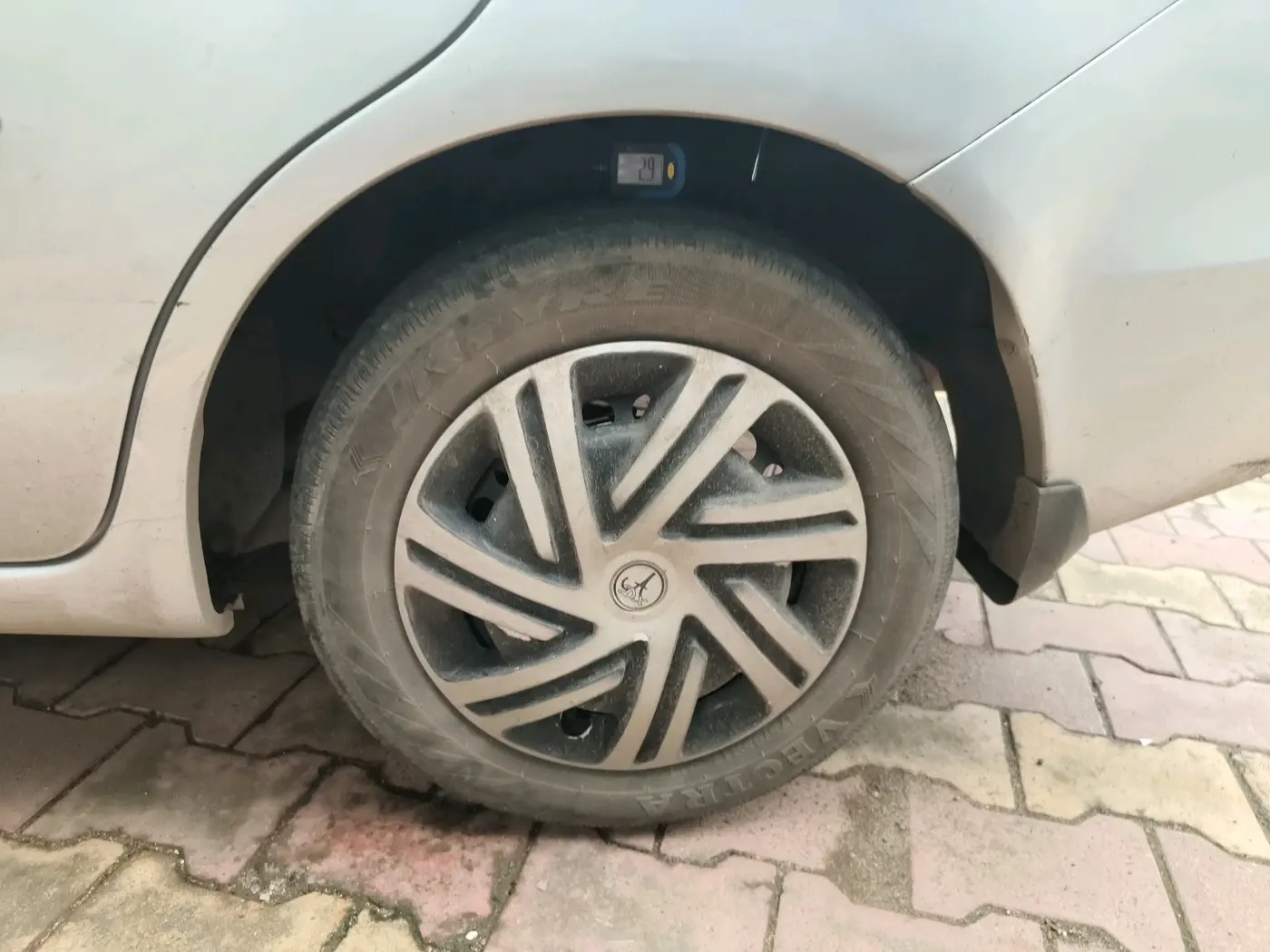 2013 Honda Amaze 1.2L I-VTEC EX, Petrol, Manual, 54,086 km, tyre