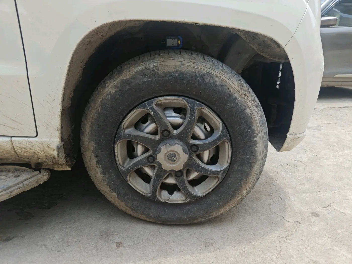 2023 Mahindra BOLERO NEO N 4, Diesel, Manual, 46,764 km, tyre