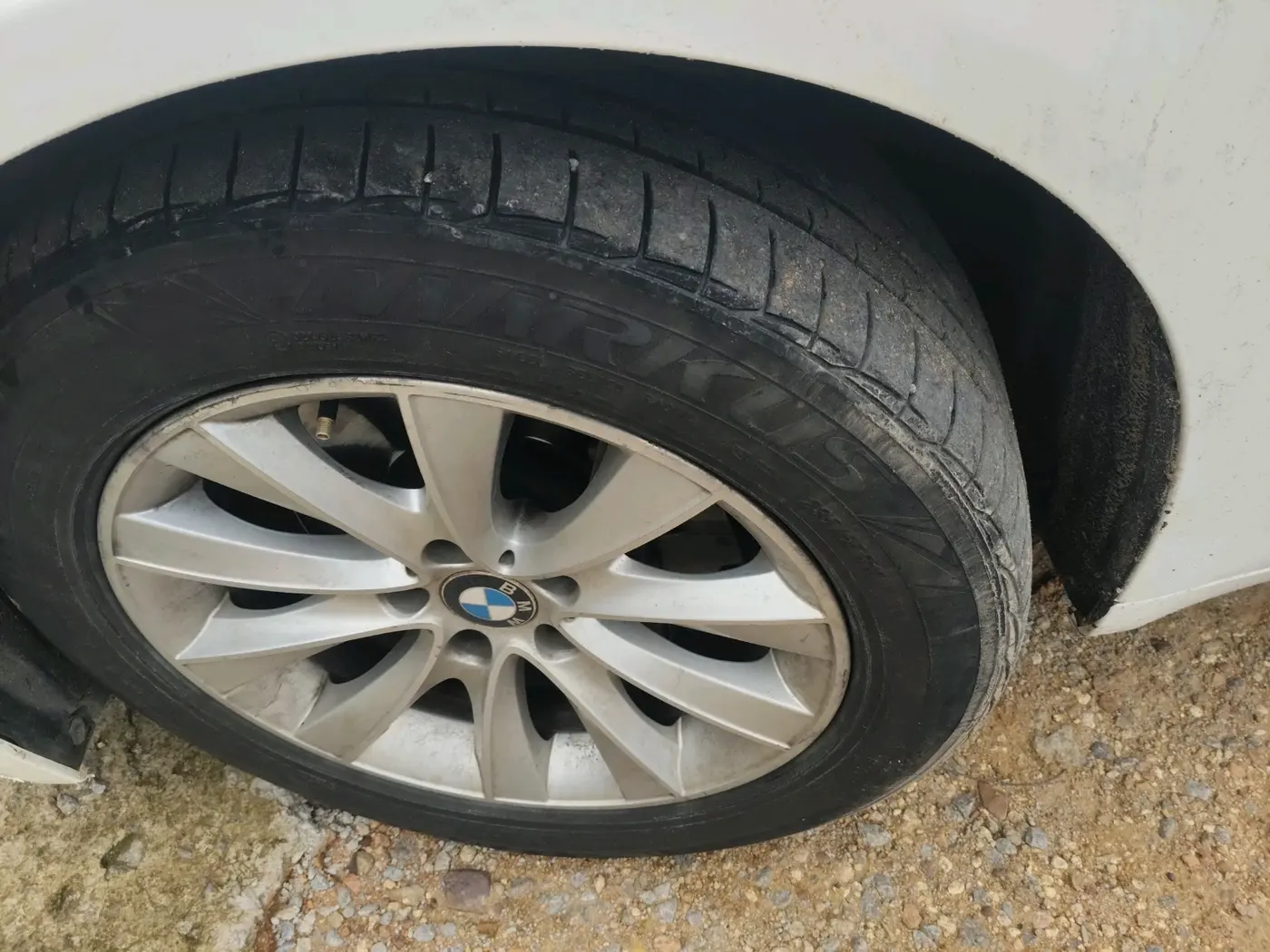 2015 BMW 7 Series 730L D, Diesel, Automatic, 99,586 km, tyre