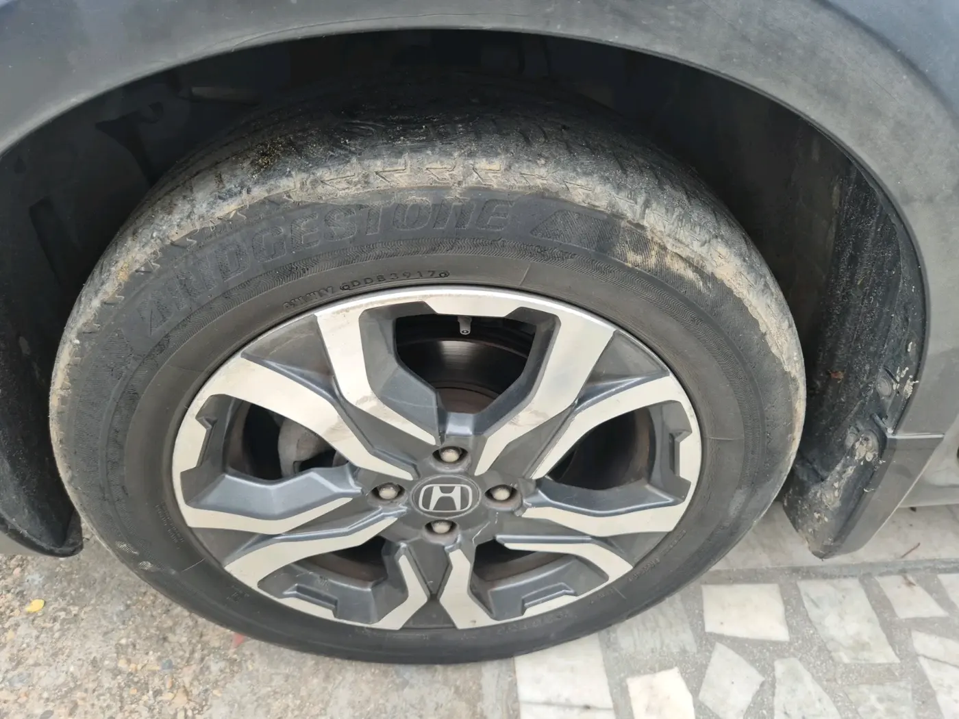 2017 Honda WR-V 1.2L I-VTEC VX MT, Petrol, Manual, 61,401 km, tyre