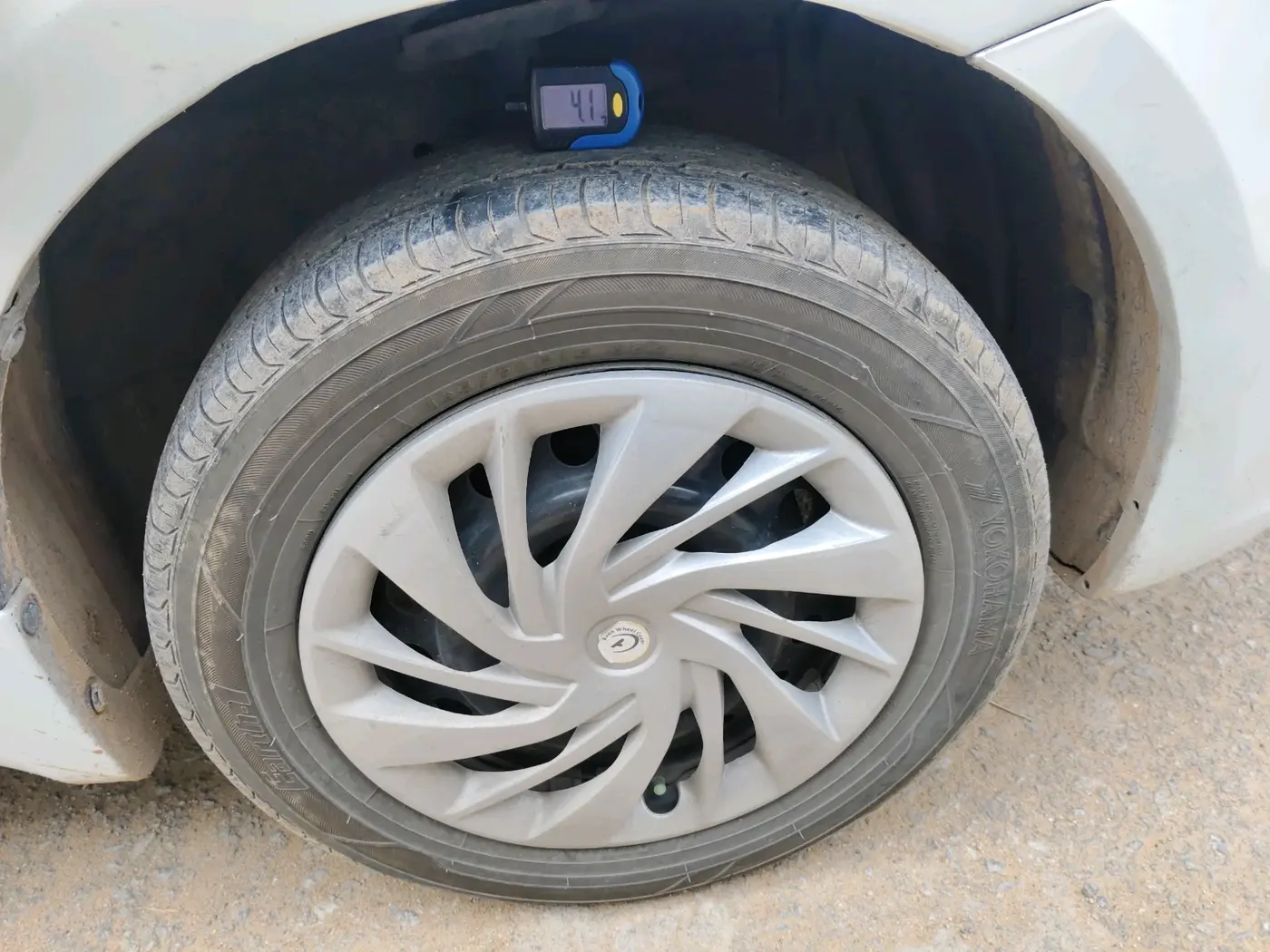 2016 Maruti Ciaz VXI+, Petrol, Manual, 57,014 km, tyre