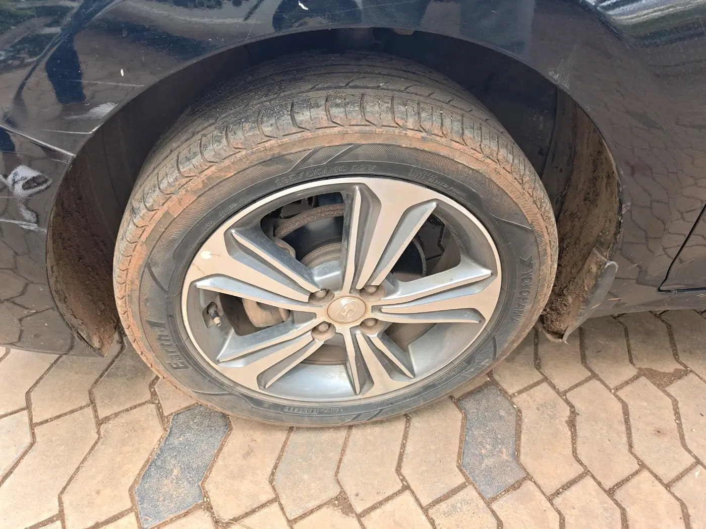 2018 Hyundai Verna 1.6 VTVT SX O, Petrol, Manual, 78,279 km, tyre