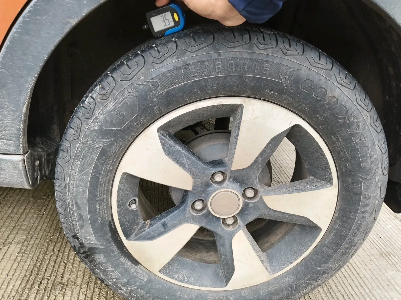 2019 Tata NEXON XZA PLUS DIESEL, Diesel, Automatic, 1,64,940 km, tyre
