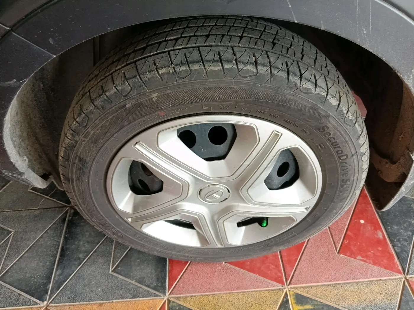 2023 Tata NEXON XM SUNROOF PETROL, Petrol, Manual, 46,523 km, tyre