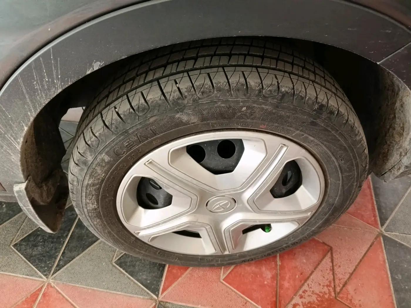 2023 Tata NEXON XM SUNROOF PETROL, Petrol, Manual, 46,523 km, tyre