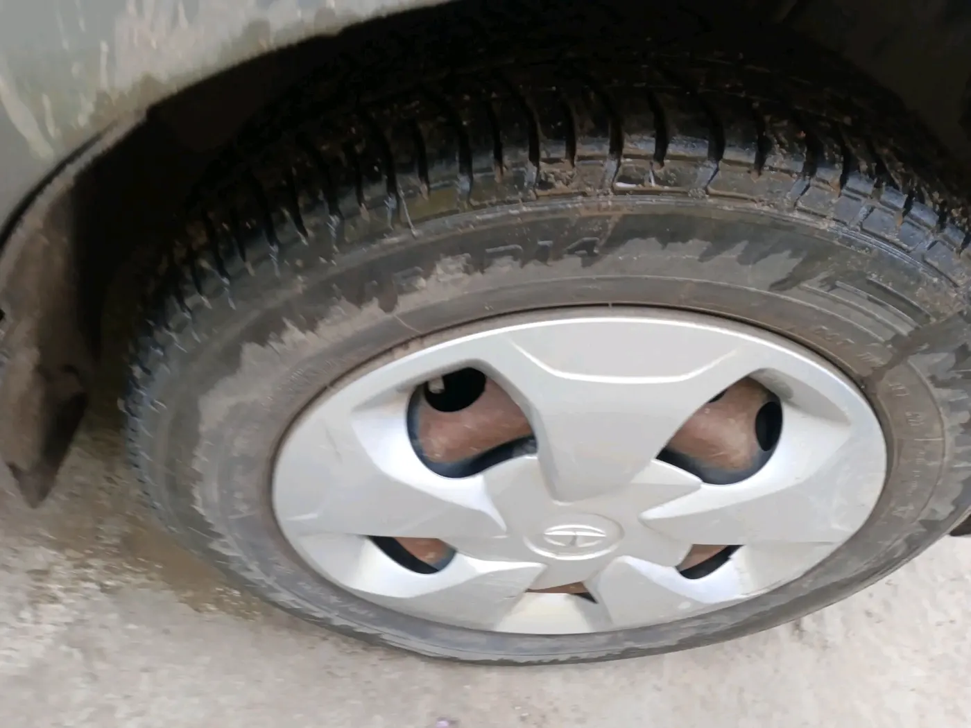2018 Tata Tiago XT PETROL, Petrol, Manual, 54,756 km, tyre