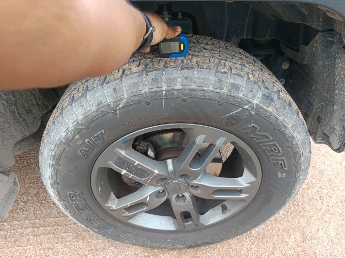 2022 Mahindra Thar LX PETROL HT 4WD AT, Petrol, Automatic, 43,000 km, tyre
