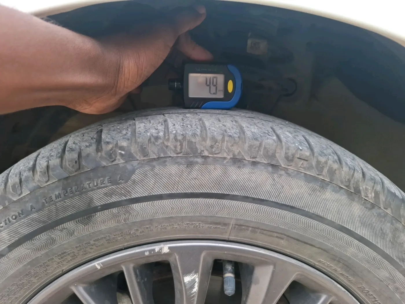 2021 Maruti Ertiga ZXI+ SHVS, Petrol, Manual, 67,589 km, tyre