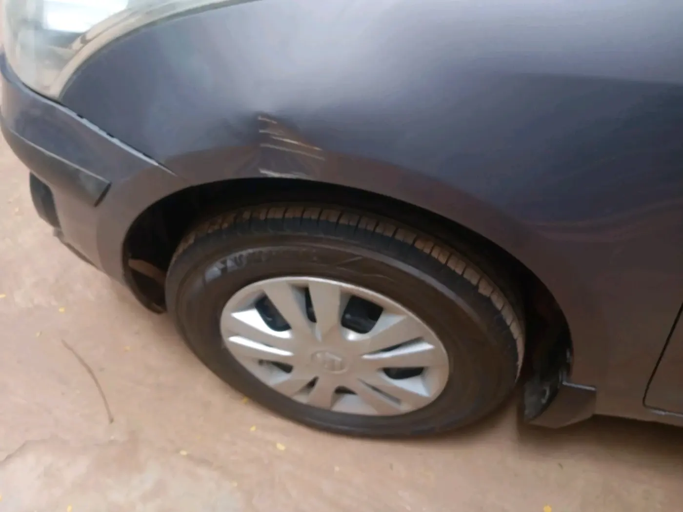 2012 Maruti Swift Dzire VXI, Petrol, Manual, 95,655 km, tyre