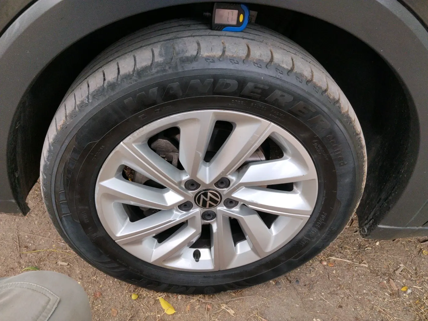 2023 Volkswagen TAIGUN HIGHLINE 1.0 TSI MT, Petrol, Manual, 60,719 km, tyre