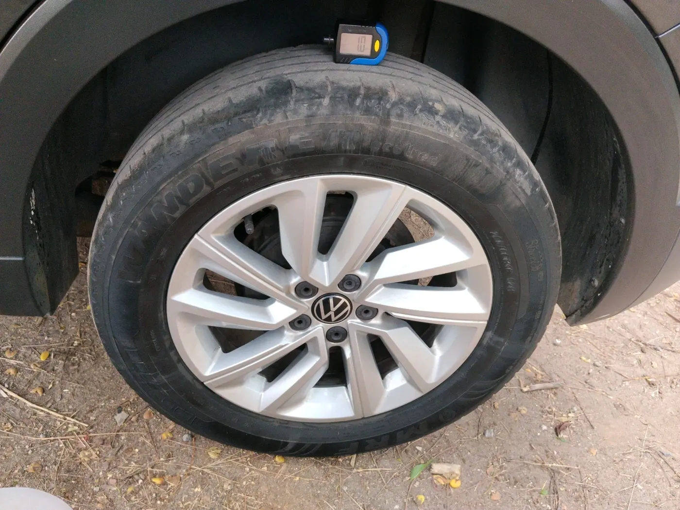 2023 Volkswagen TAIGUN HIGHLINE 1.0 TSI MT, Petrol, Manual, 60,719 km, tyre