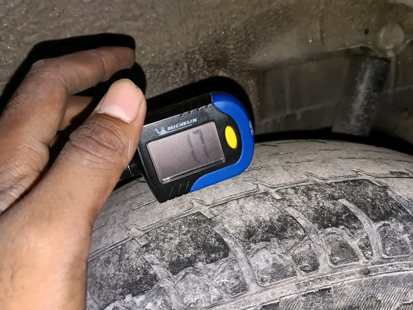 2015 Maruti Wagon R 1.0 LXI CNG, CNG, Manual, 1,06,011 km, tyre