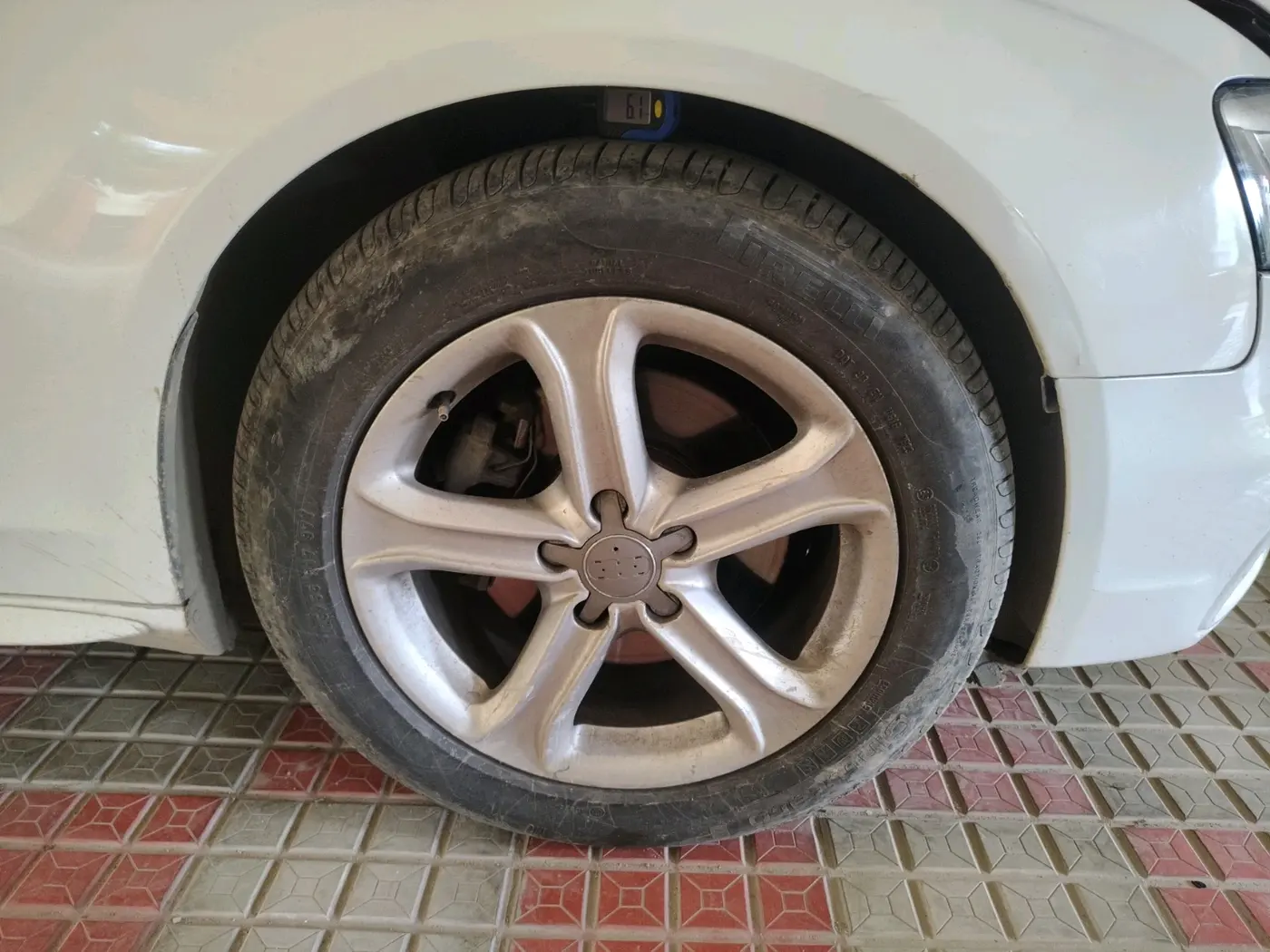 2014 Audi A4 2.0 TDI Multitronic, Diesel, Automatic, 63,977 km, tyre