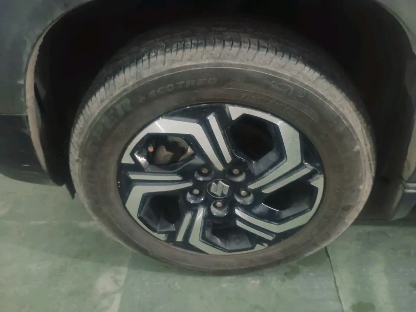 2024 Maruti BREZZA ZXI + SMART HYBRID, Petrol, Manual, 20,389 km, tyre