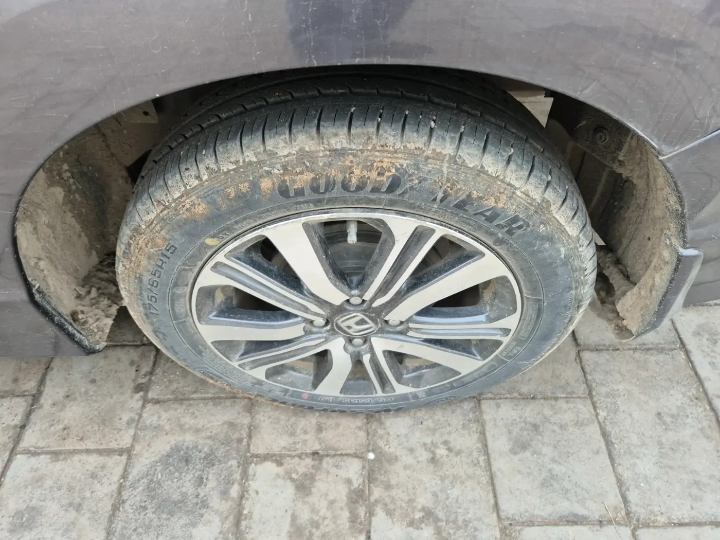 2018 Honda City 1.5L I-VTE V CVT, Petrol, Automatic, 57,863 km, tyre