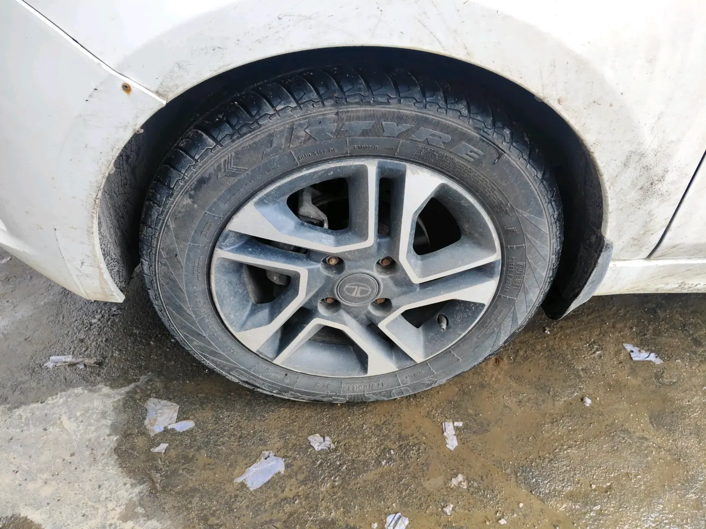 2021 Tata Tiago XZA PLUS PETROL, Petrol, Automatic, 67,573 km, tyre
