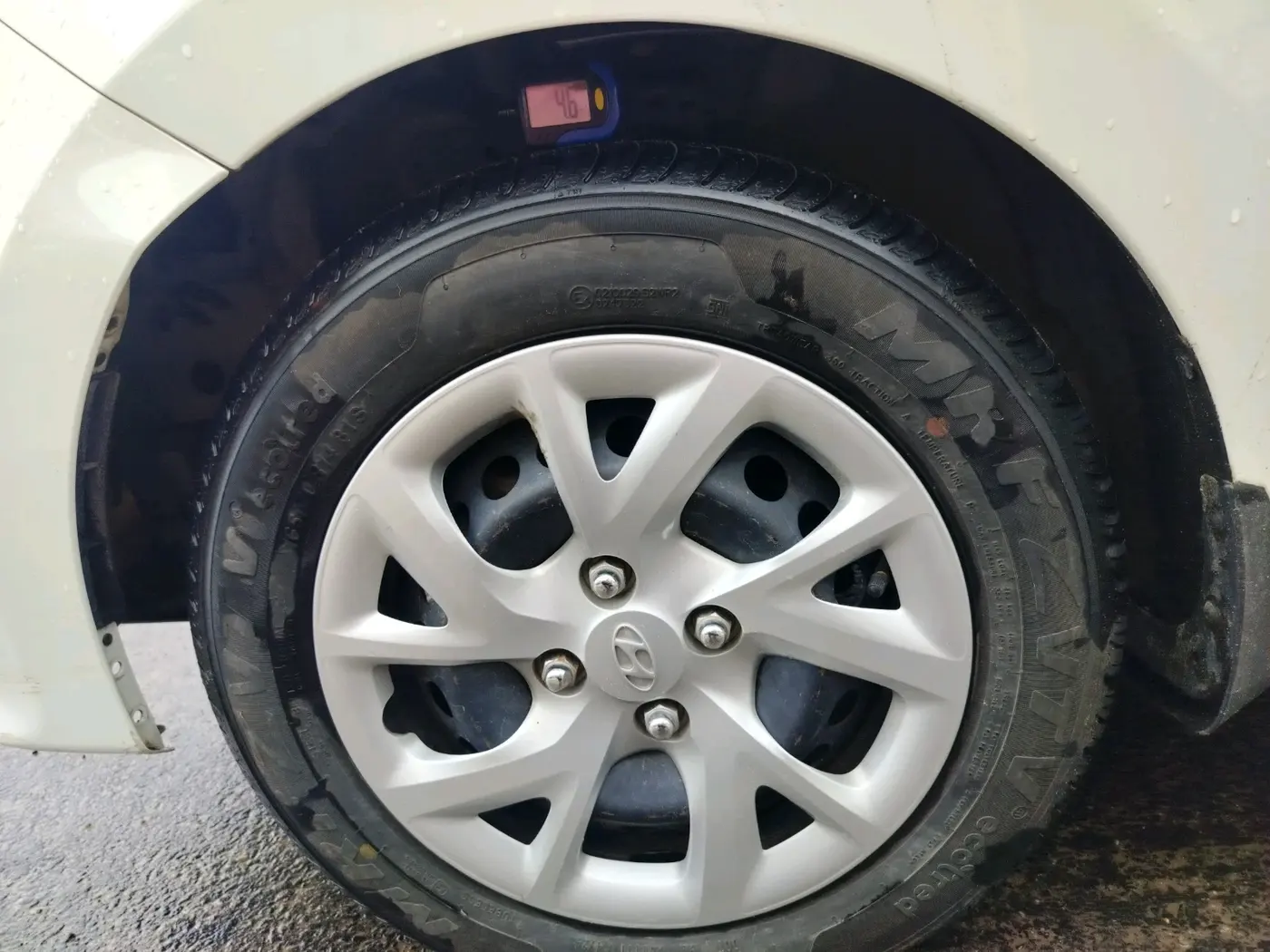 2019 Hyundai Grand i10 MAGNA 1.2 KAPPA VTVT, Petrol, Manual, 33,993 km, tyre