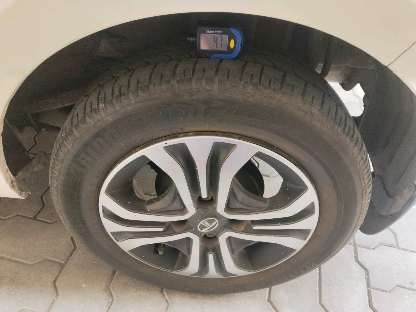 2023 Tata Tiago XT PETROL, Petrol, Manual, 12,512 km, tyre