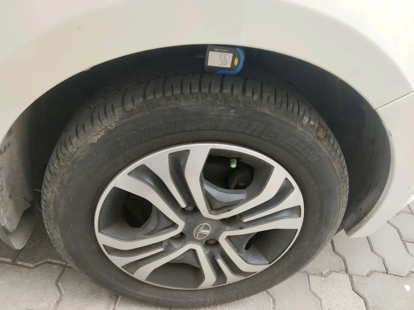 2023 Tata Tiago XT PETROL, Petrol, Manual, 12,512 km, tyre
