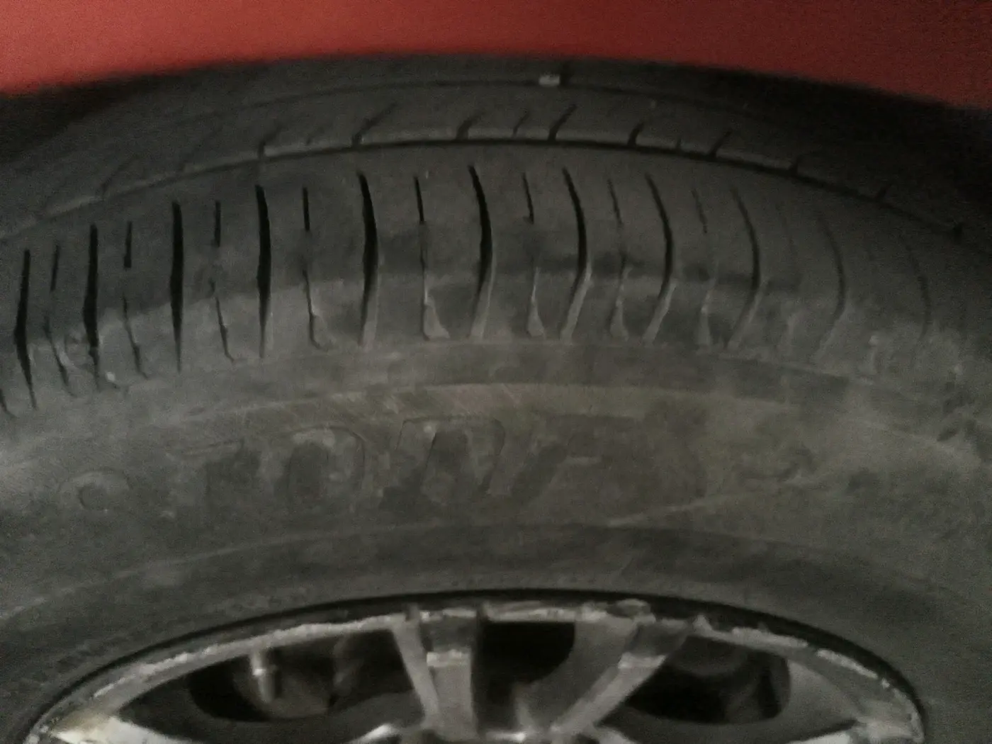 2008 Maruti Swift VDI, Diesel, Manual, 61,634 km, tyre
