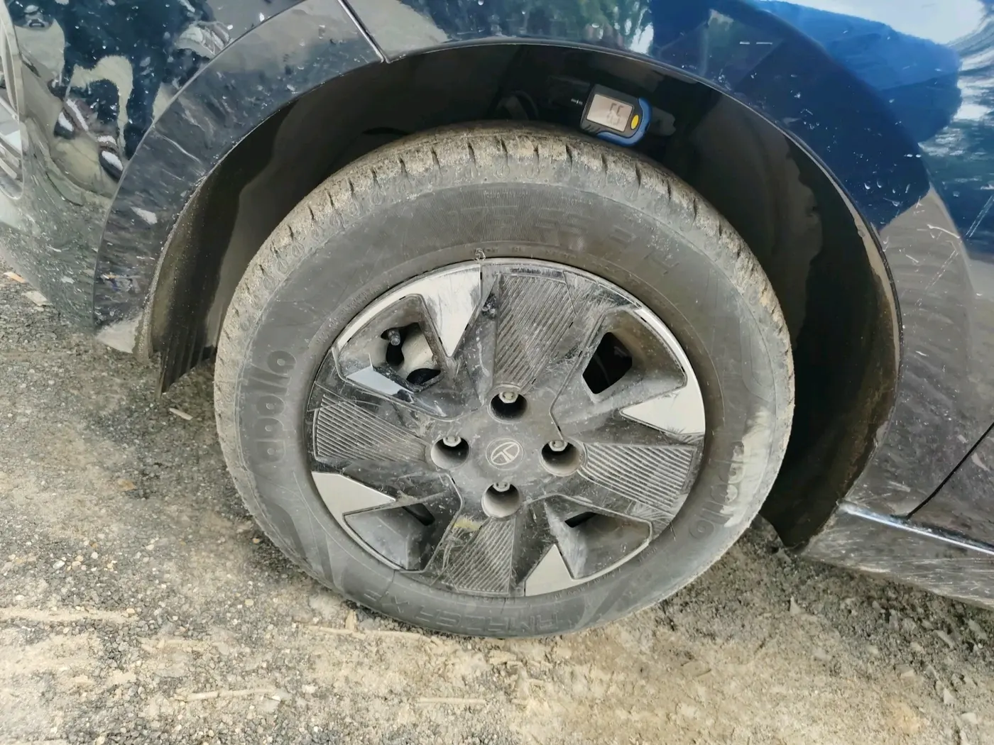 2026 Tata Tiago XTA PETROL, Petrol, Automatic, 2,293 km, tyre