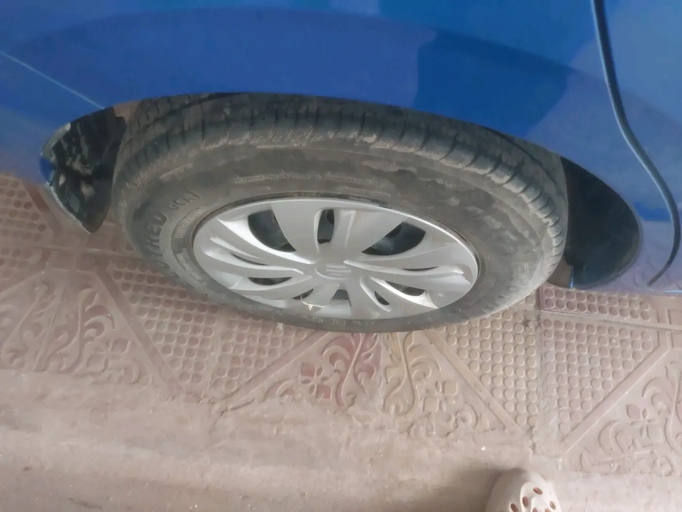 2024 Maruti Swift VXi (O), Petrol, Manual, 6,487 km, tyre