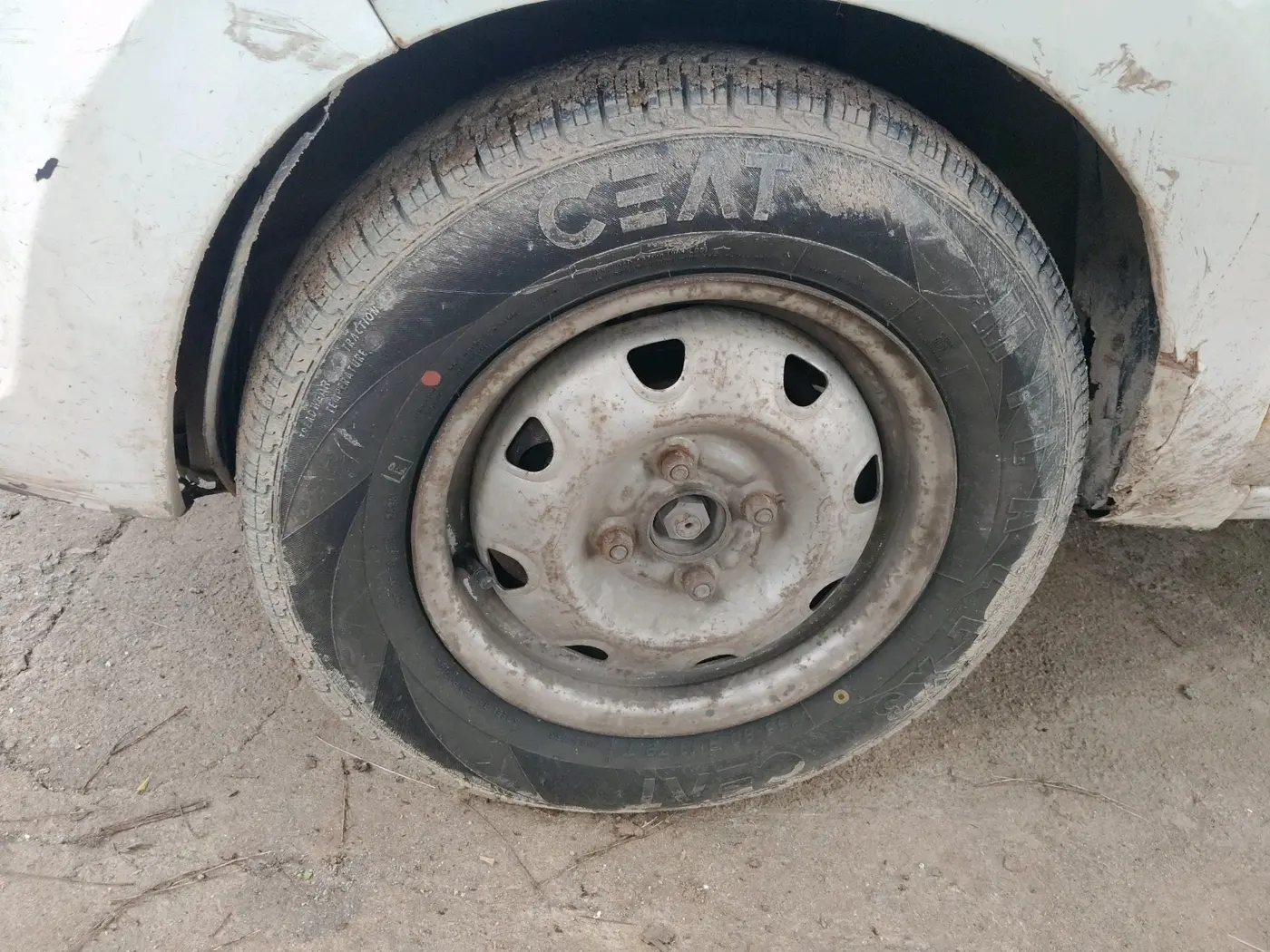 2019 Maruti Alto K10 LXI CNG, CNG, Manual, 1,18,447 km, tyre