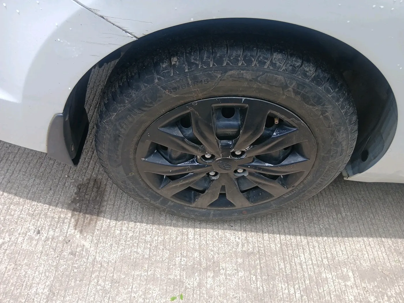 2018 Hyundai Verna 1.4 E PETROL, Petrol, Manual, 89,926 km, tyre