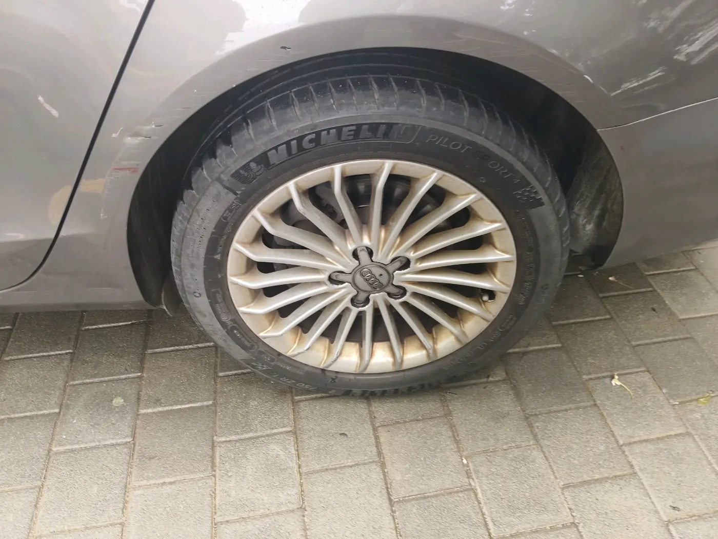 2015 Audi A4 35 TDI Multitronic, Diesel, Automatic, 35,511 km, tyre