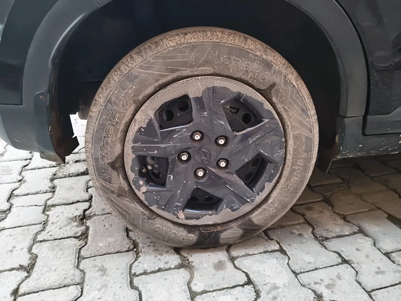 2023 Hyundai VENUE SX 1.2 PETROL, Petrol, Manual, 58,827 km, tyre
