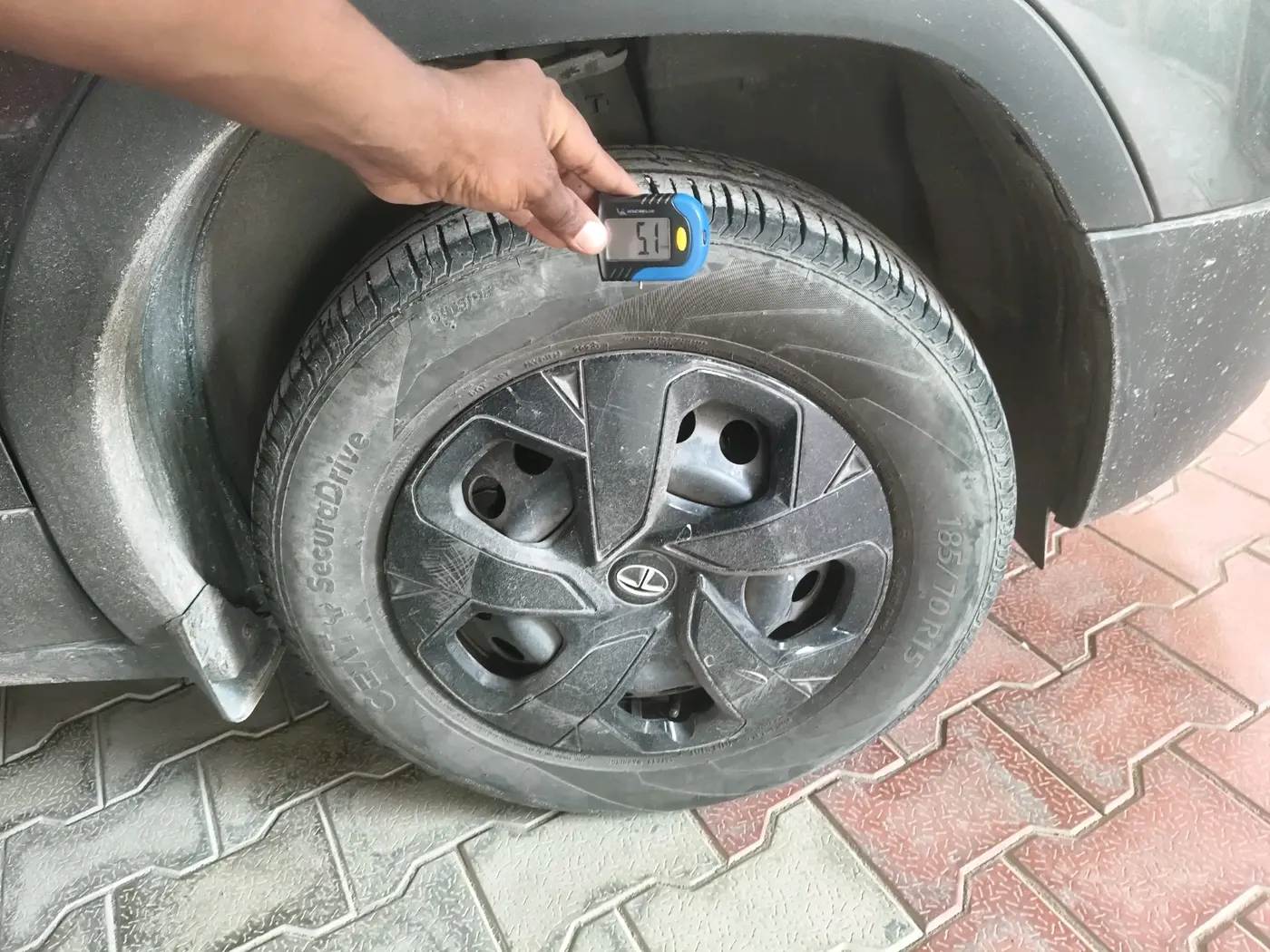 2023 Tata PUNCH ADVENTURE MT, Petrol, Manual, 51,202 km, tyre
