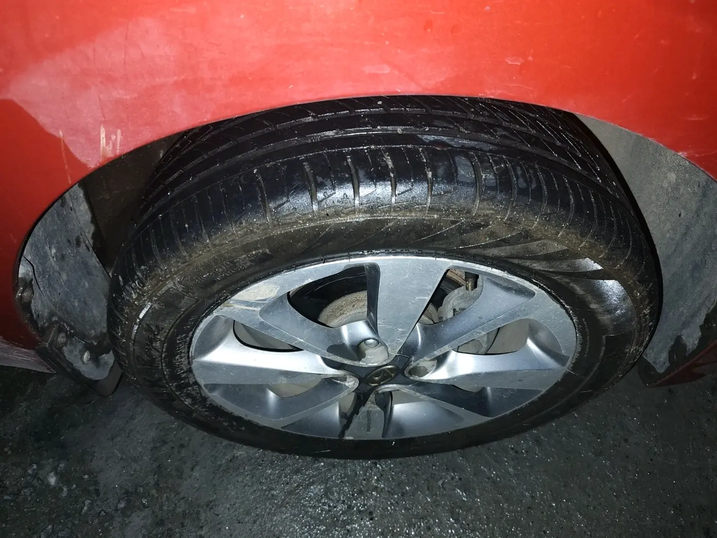 2016 Hyundai Elite i20 ASTA 1.4 CRDI (O), Diesel, Manual, 76,725 km, tyre