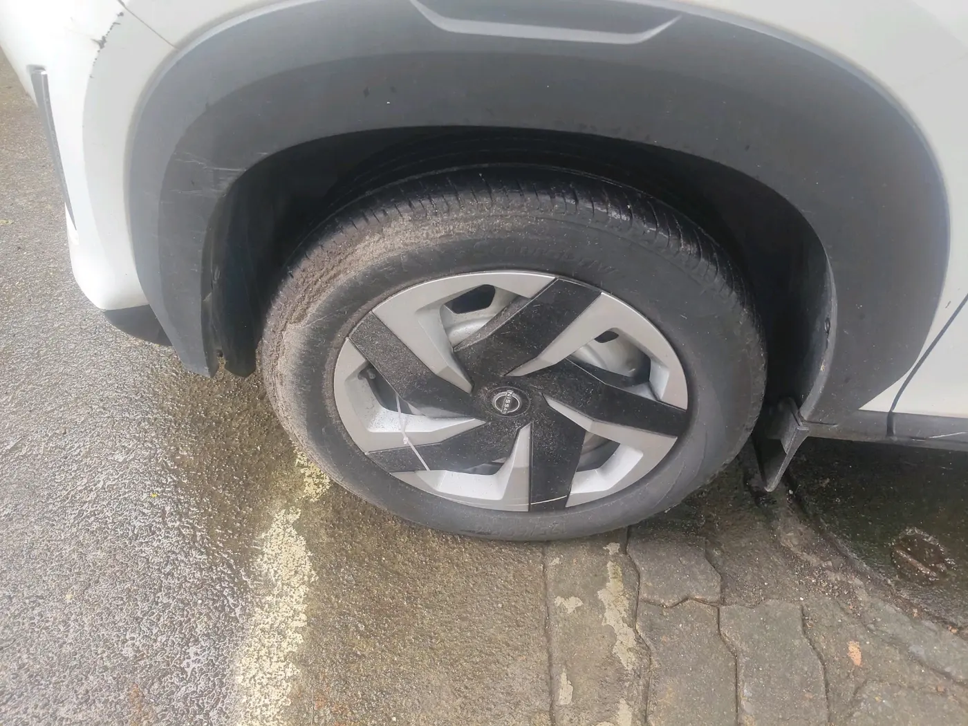 2021 Nissan MAGNITE XE, Petrol, Manual, 25,430 km, tyre