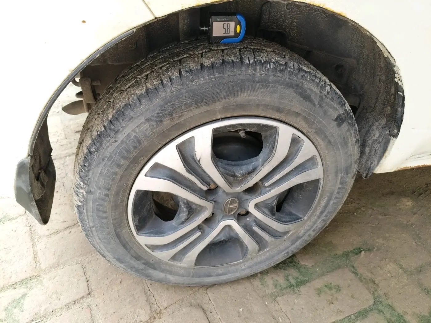 2023 Tata TIGOR XZ PLUS CNG, CNG, Manual, 41,638 km, tyre