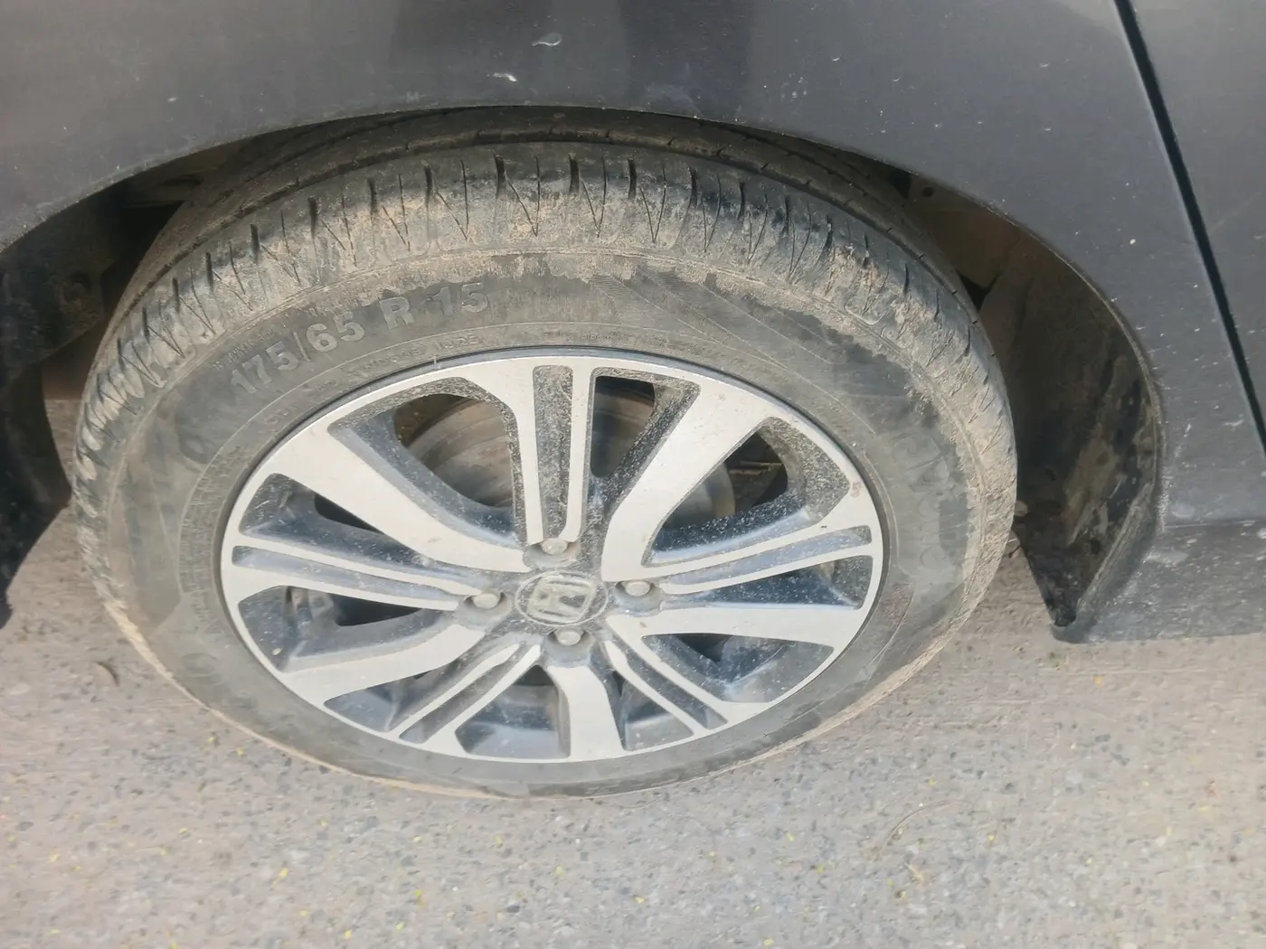 2019 Honda City 1.5L I-VTEC V MT, CNG, Manual, 1,50,350 km, tyre