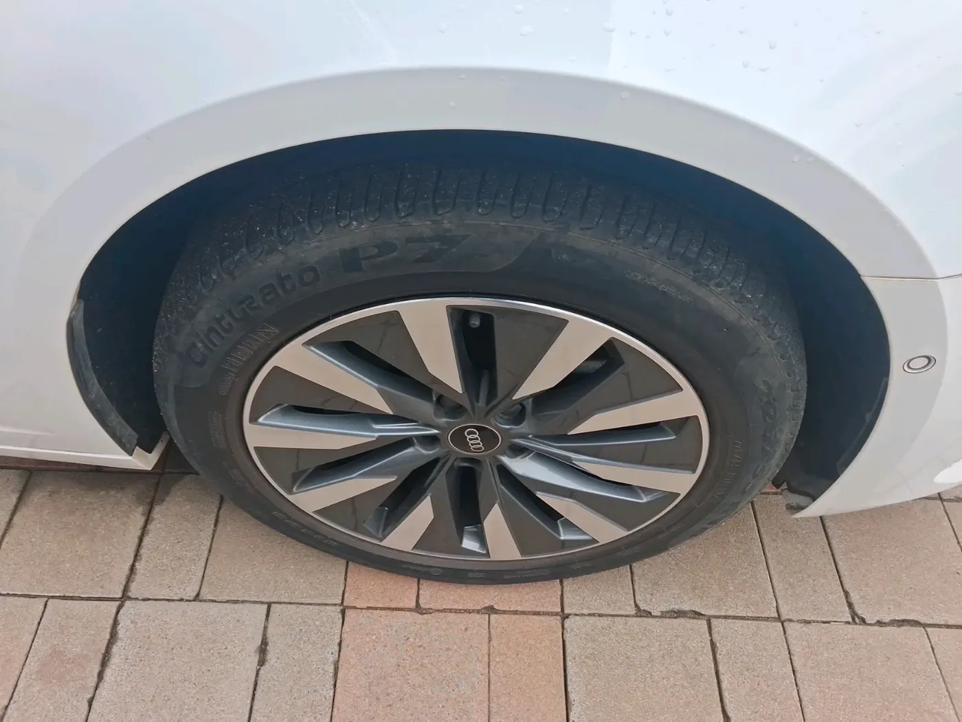 2021 Audi A6 45 TFSI TECHNOLOGY, Petrol, Automatic, 28,644 km, tyre