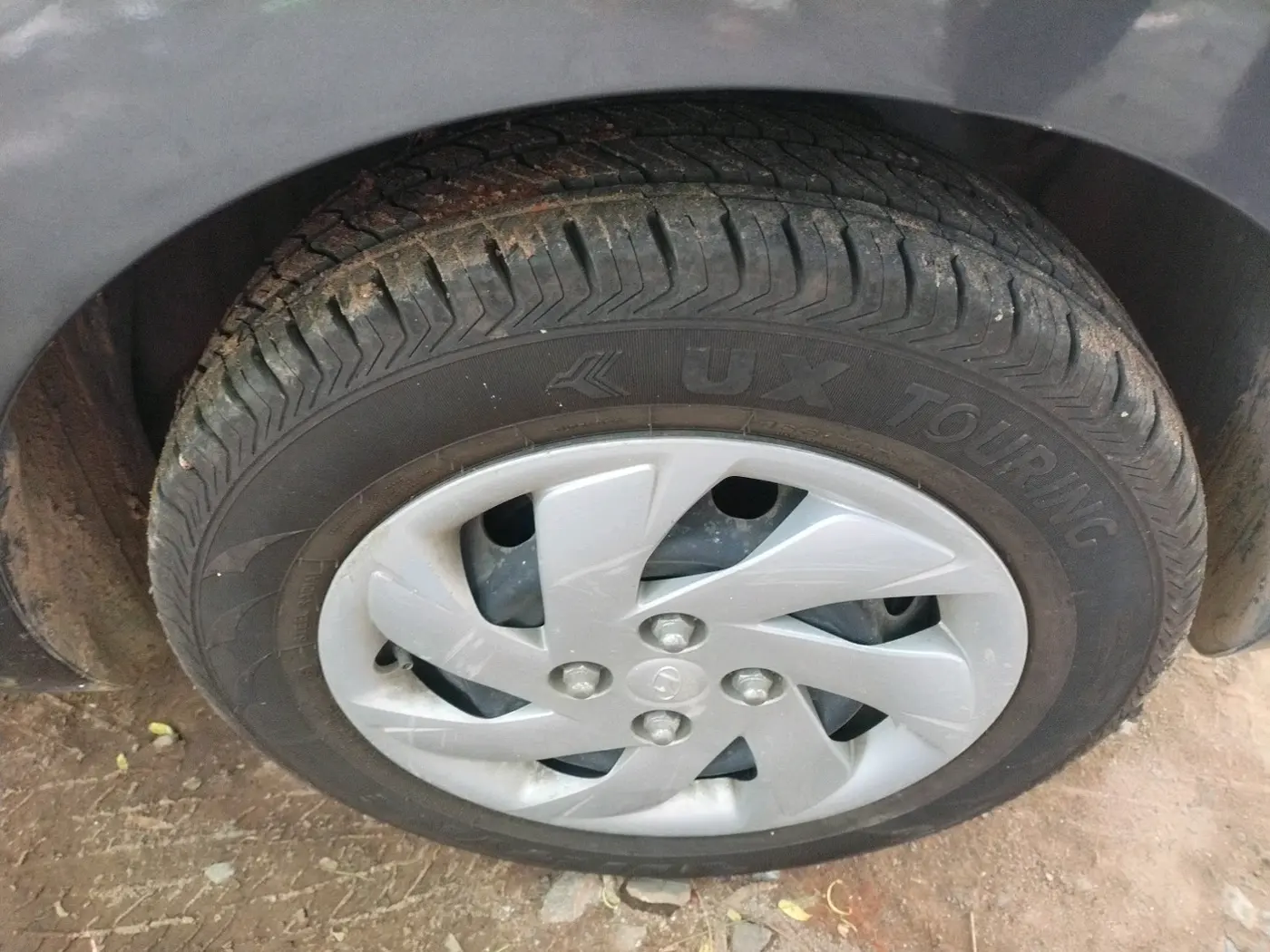 2021 Hyundai NEW SANTRO ASTA MT, Petrol, Manual, 27,532 km, tyre