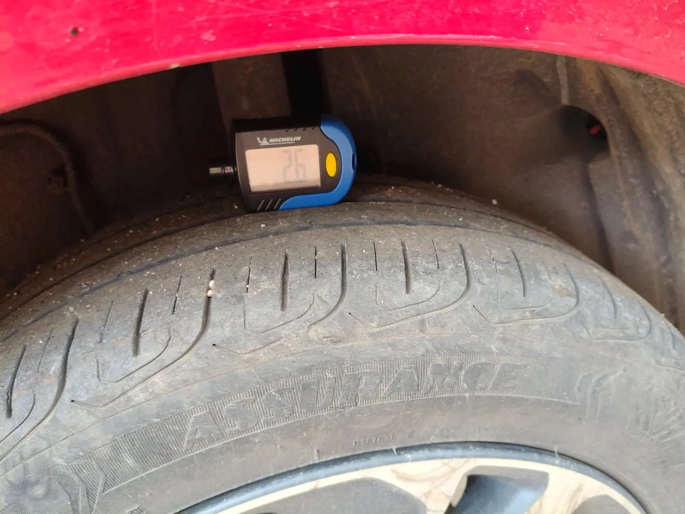 2022 Tata ALTROZ XZ PLUS PETROL, Petrol, Manual, 60,193 km, tyre